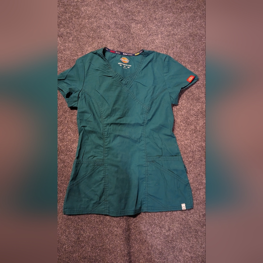 Dickies XXS Scrub top- emerald green